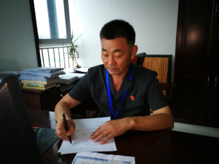 孙德啟工作照1
